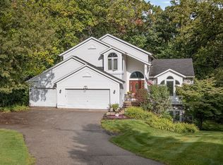 2441 Carrington Rd NE, Grand Rapids, MI 49525