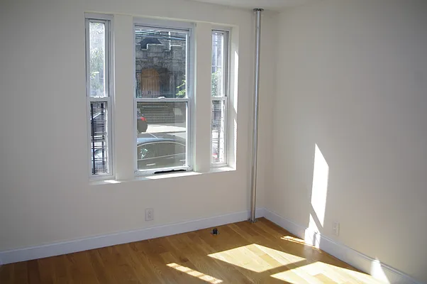 Rented by Compass | media 9