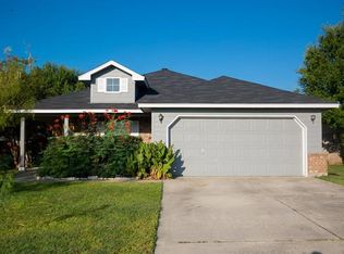 209 Spring Branch Dr, Kyle, TX 78640