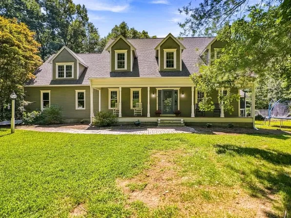 14 Cedar Ridge Ln, Mansfield, MA 02048