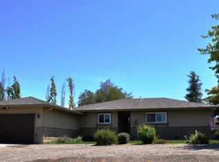1251 4th St, Hollister, CA 95023