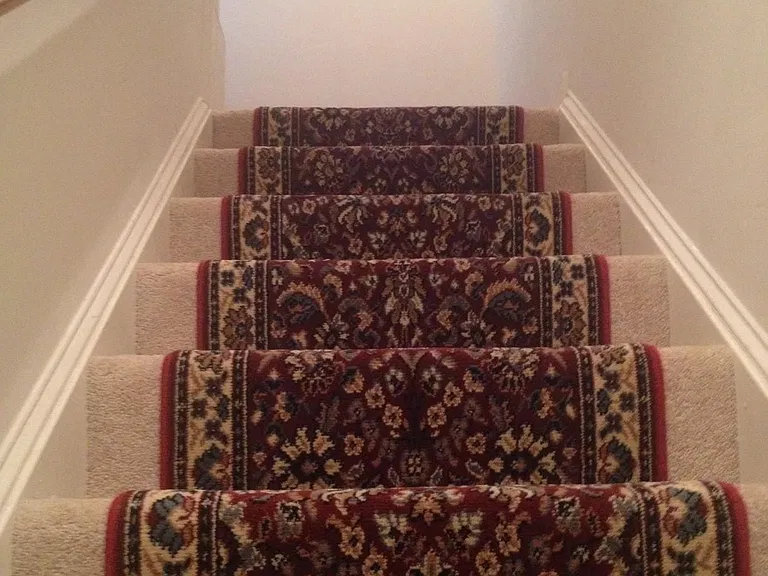 StairCase to Upstair