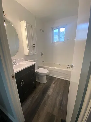 29 Birchcliffe Cres #1 — Photo 9