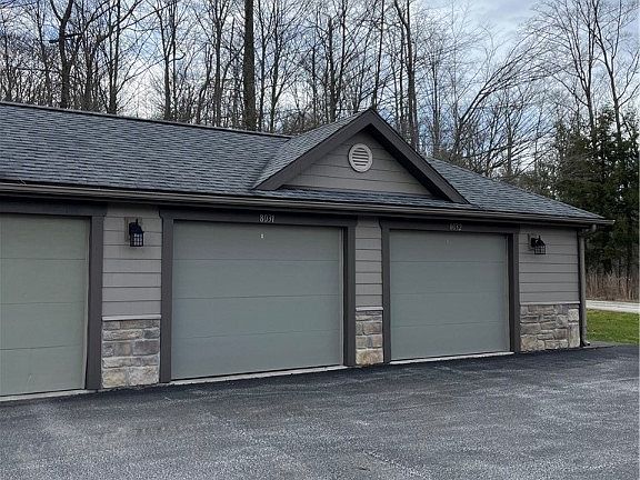 2nd image of 8031 Northgate Ln