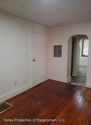 1st image of 415 S Potomac St APT 2