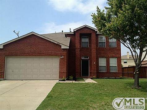 1st image of 2221 Willow Dr