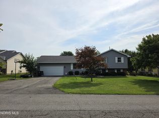 723 Chestnut Dr, Upper Sandusky, OH 43351