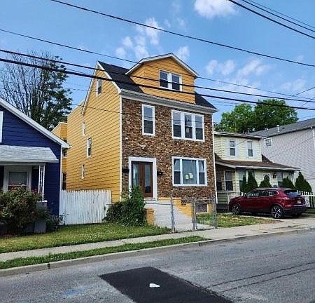 2nd image of 150 Paine Ave #2