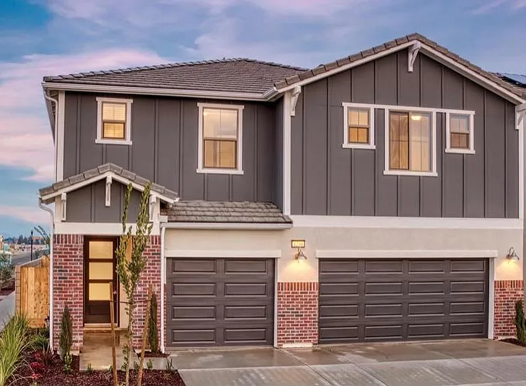 1230 E Via Girasoli Dr — Photo 1