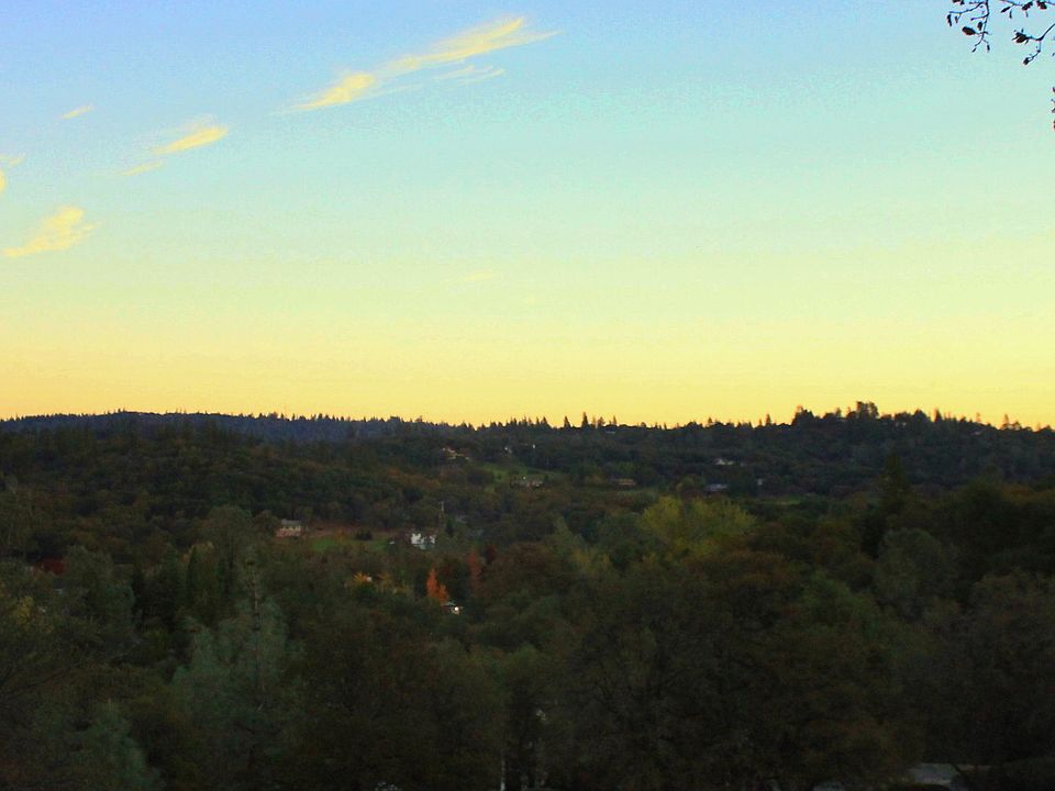 1st image of Red Deer Ct #10
