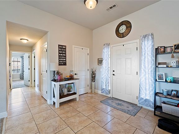 2nd image of 667 Olivia Ln