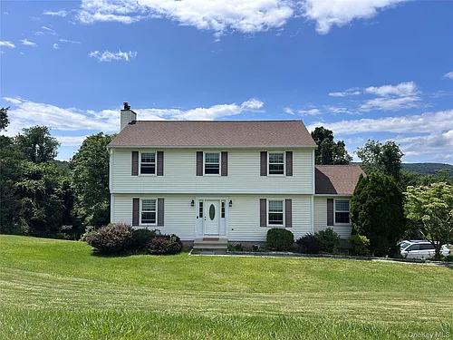 86 Somerset Dr Photo 1