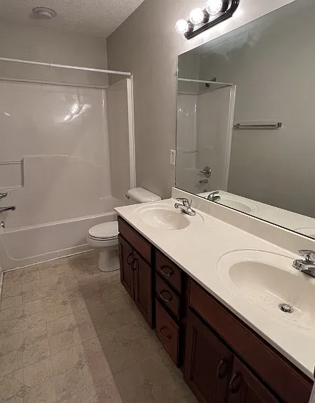 450 Winding Bluff Way — Photo 17