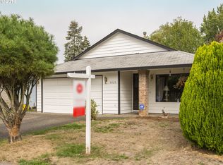 5025 NE Emerson Ct, Portland, OR 97218