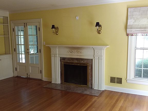 Additional Living Room