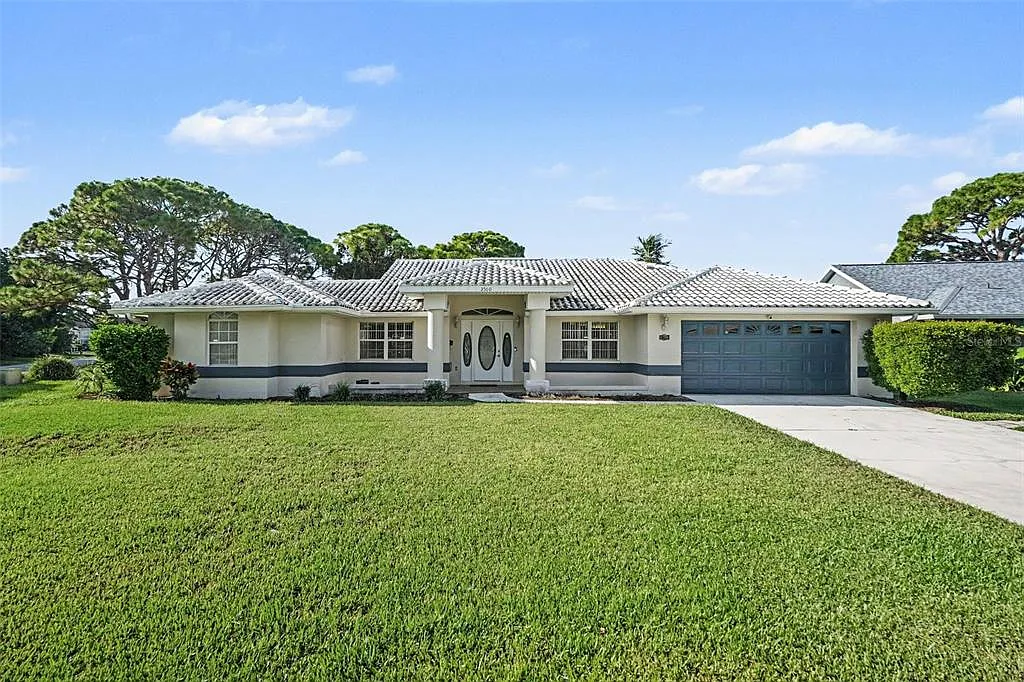 3 bed, 2.5 bath, 2131 sqft, $3,500 — Photo 2