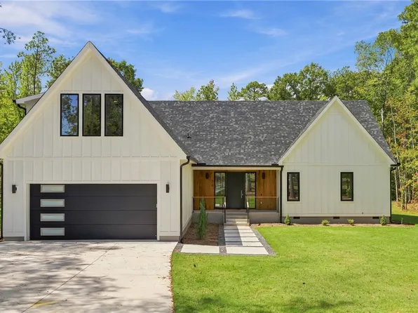 310 S Nelson Dr, Fountain Inn, SC 29644