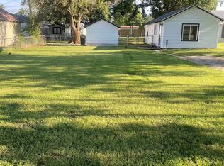 1121 E 7th Ave, Hutchinson, KS 67501