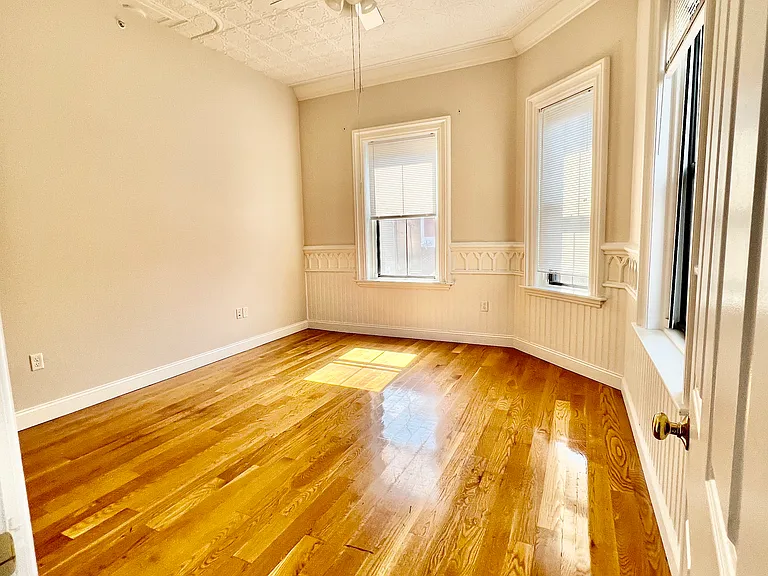 725 Merrimack St #102 — Photo 5