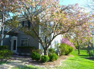 111 Countryside Dr, Basking Ridge, NJ 07920