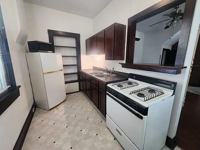 1 bed, 1.0 bath, $850 — Photo 3