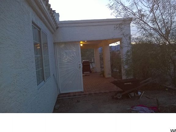 5th image of 2075 E Via Del Aqua Dr