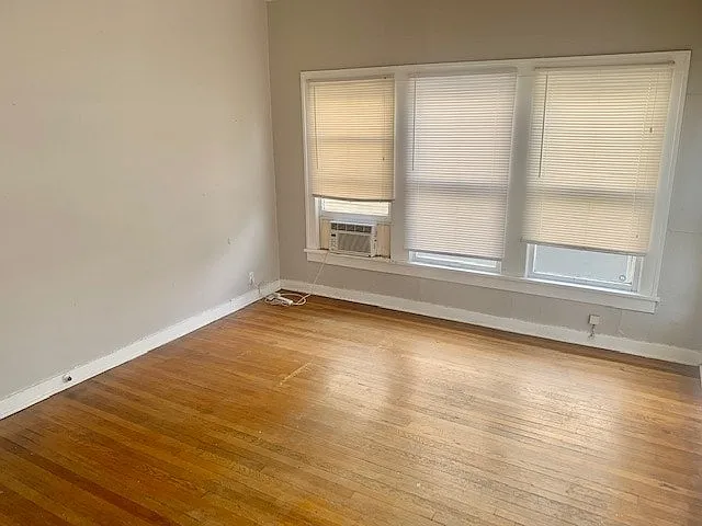 1140 West Ashby Place, Unit 1 — Photo 3