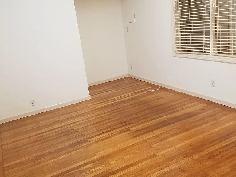 823 D St — Photo 7