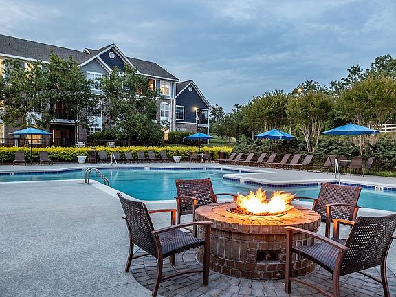 Fire Pit with Cozy Seating