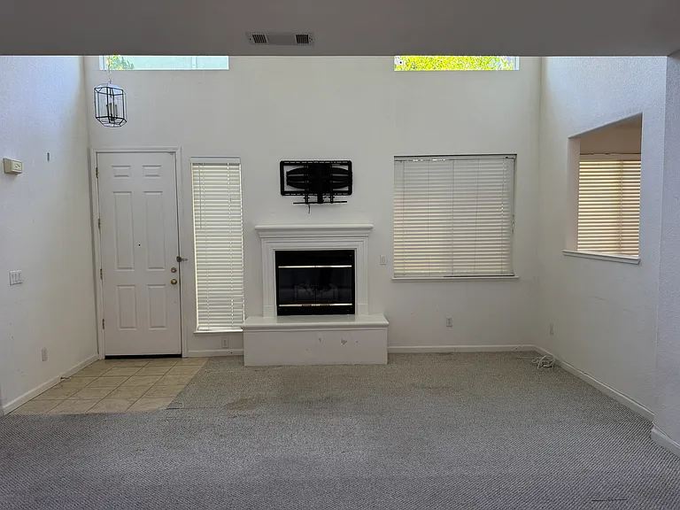 5168 Academy Rd #SINGLE HOUSE — Photo 4