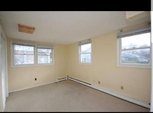 31 Maple Ave, Bethel, CT 06801