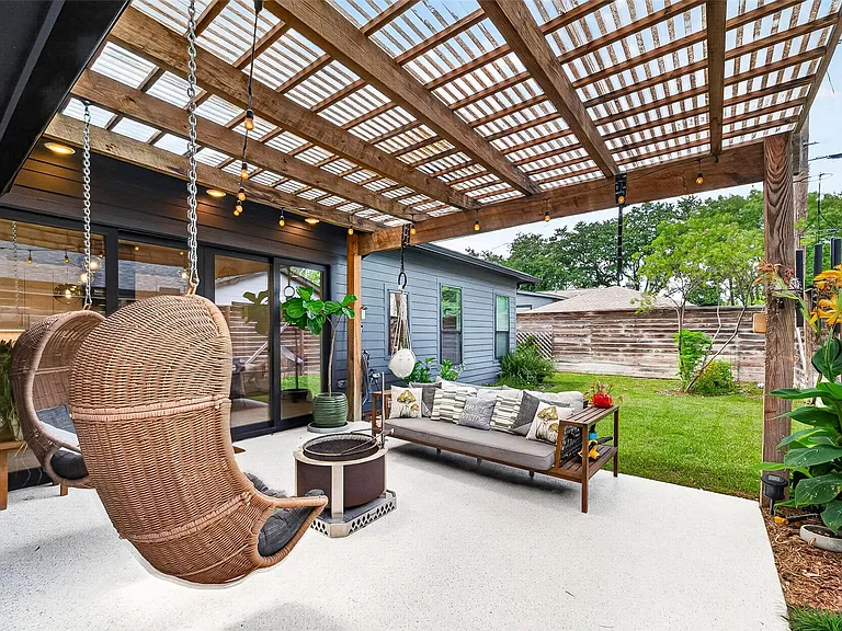 209 Woodard St — Photo 38