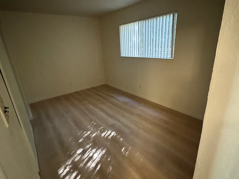 720 D St #3