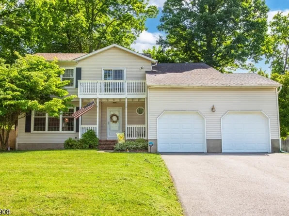 2 Tracy Ct, Jefferson Twp., NJ 07438