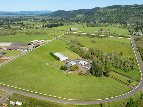 33391 Howe Ln, Creswell, OR 97426