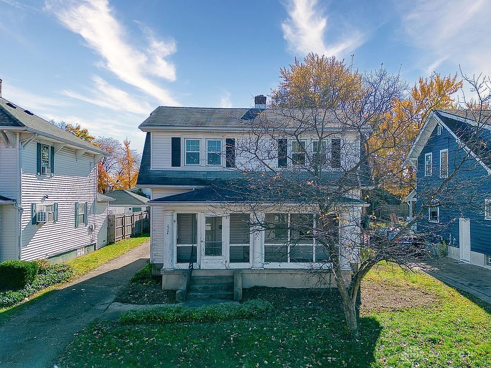 1st image of 904 Sunnyview Ave