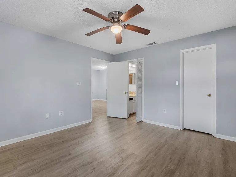 2953 SW 32nd Ave — Photo 21