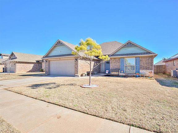 2nd image of 4108 Brougham Way