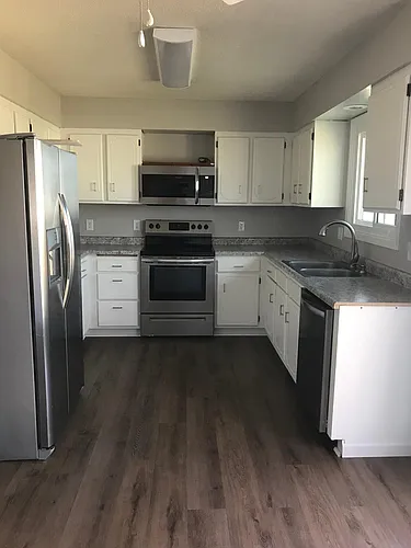5204 S Drexel Dr Photo 1