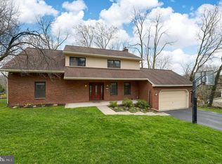 1931 Garnet Rd, York, PA 17403