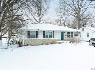 10107 Ashbrook Dr, Saint Louis, MO 63137