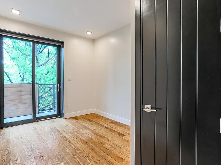 691 Chauncey St #3F — Photo 5