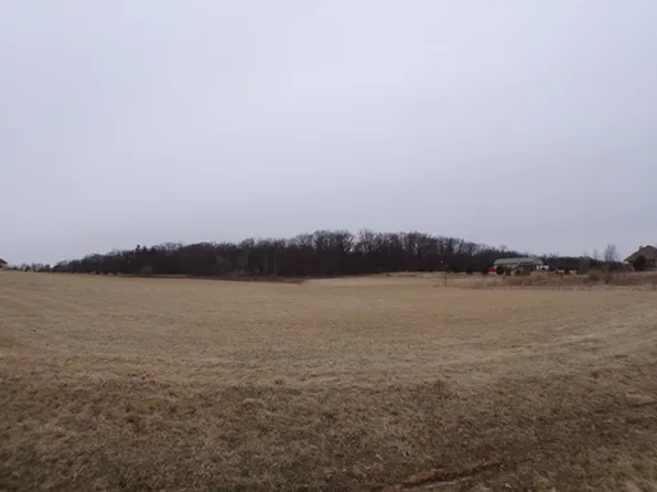 18306 Loretta Dr #8, Marengo, IL 60152