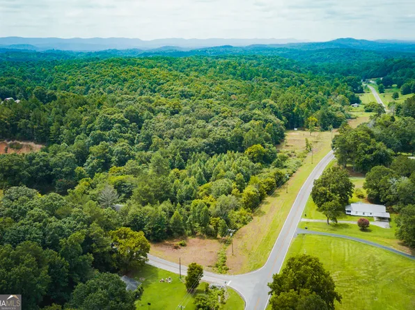 1910 Ridgeway Rd, Trion, GA 30753