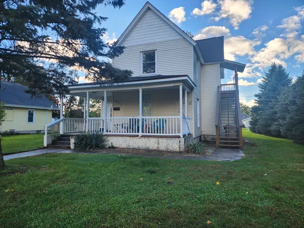 939 1/2 S 30th St, South Bend, IN 46615