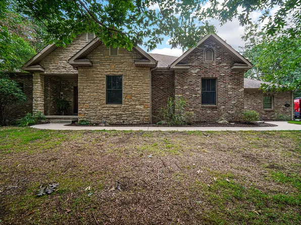 10447 Whispering Woods Ct, Demotte, IN 46310