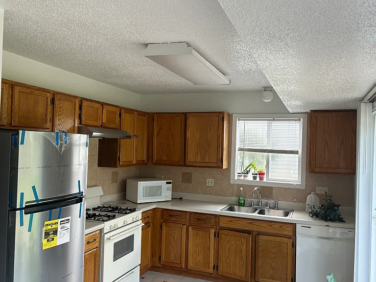 3062 Timber Hill Ln — Photo 4
