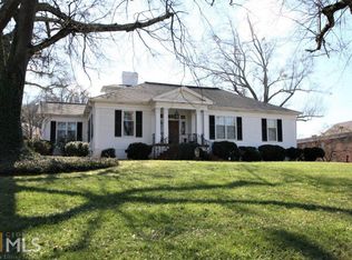 211 E Line St, Calhoun, GA 30701