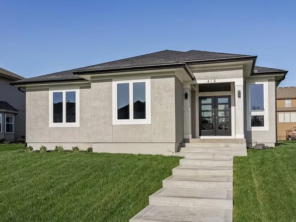 419 N Silver Hill St, Olathe, KS 66061