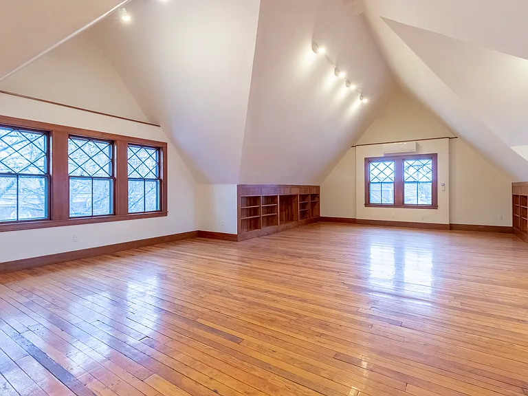 2 Westwood Rd #2 — Photo 12